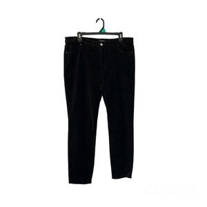 WELL WORN | High-Rise Luxe Velvet Tapered Pant 14/34